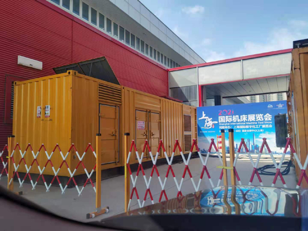 长清发电车出租-发电机无电压或电压太低怎么办？